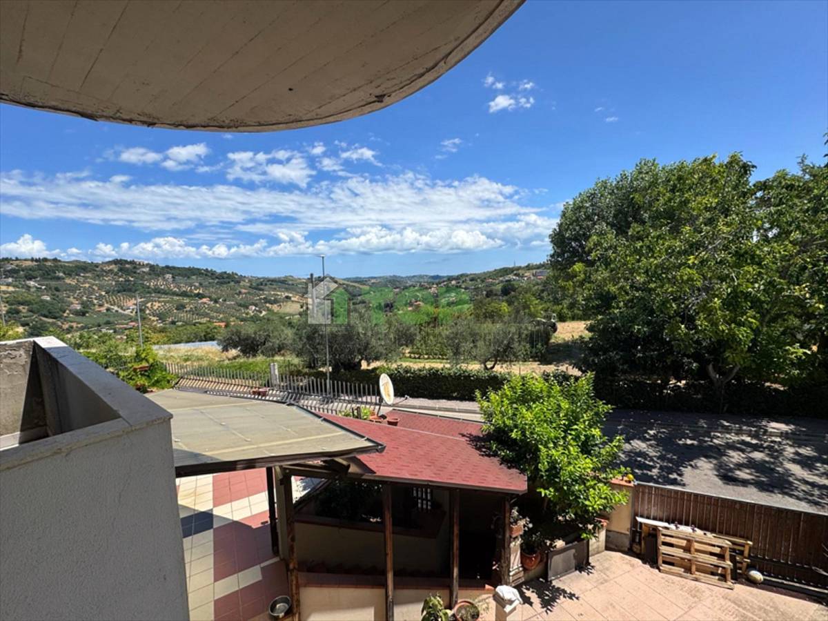 Villa for sale in   at Chieti - 3075619 foto 6