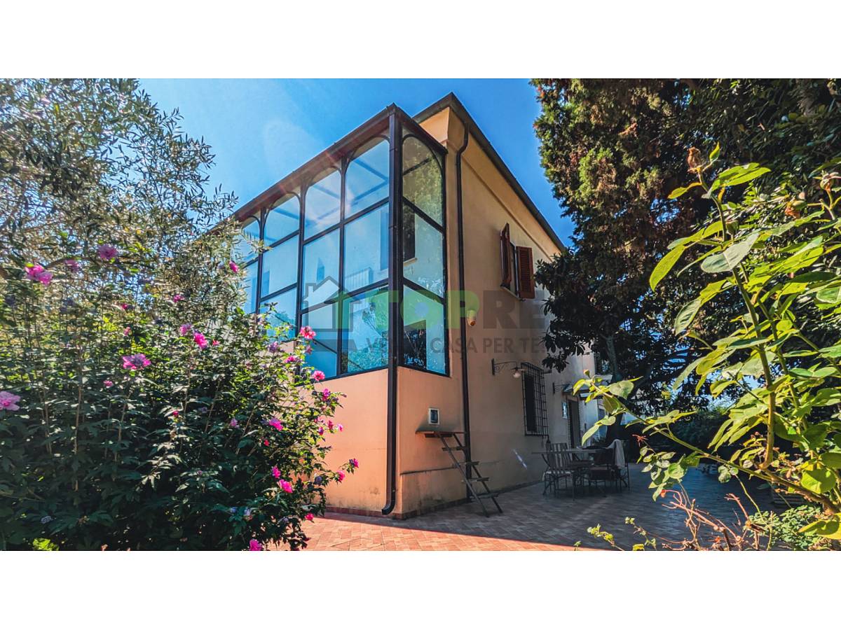 Indipendent house for sale in Valle Anzuca, 22  at Francavilla al Mare - 7834948 foto 1