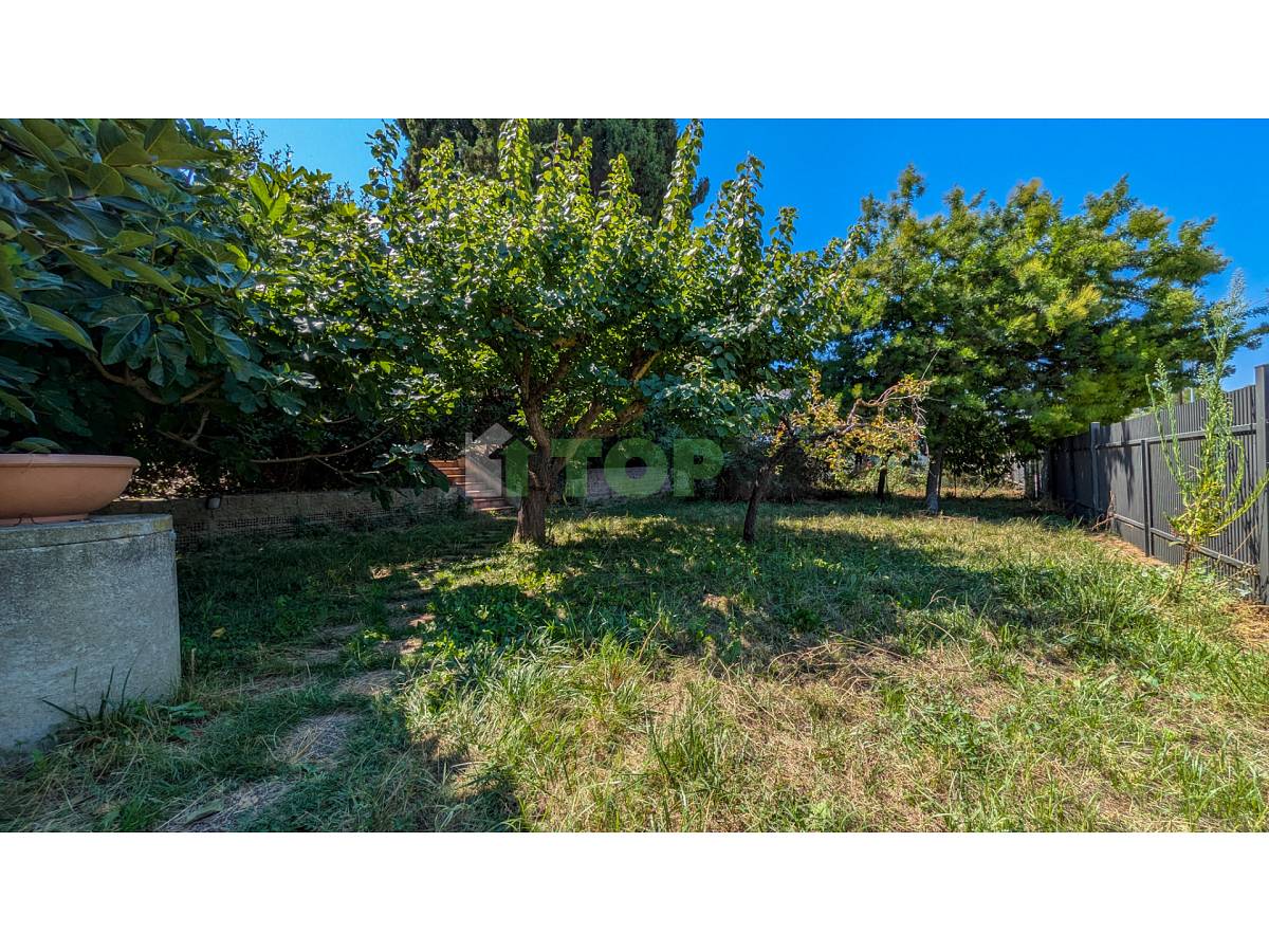 Indipendent house for sale in Valle Anzuca, 22  at Francavilla al Mare - 7834948 foto 2
