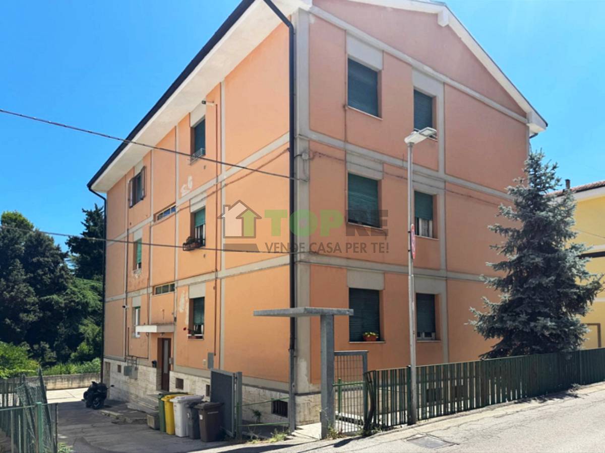 Appartamento in vendita in  zona Clinica Spatocco - Ex Pediatrico a Chieti - 3380031 foto 2