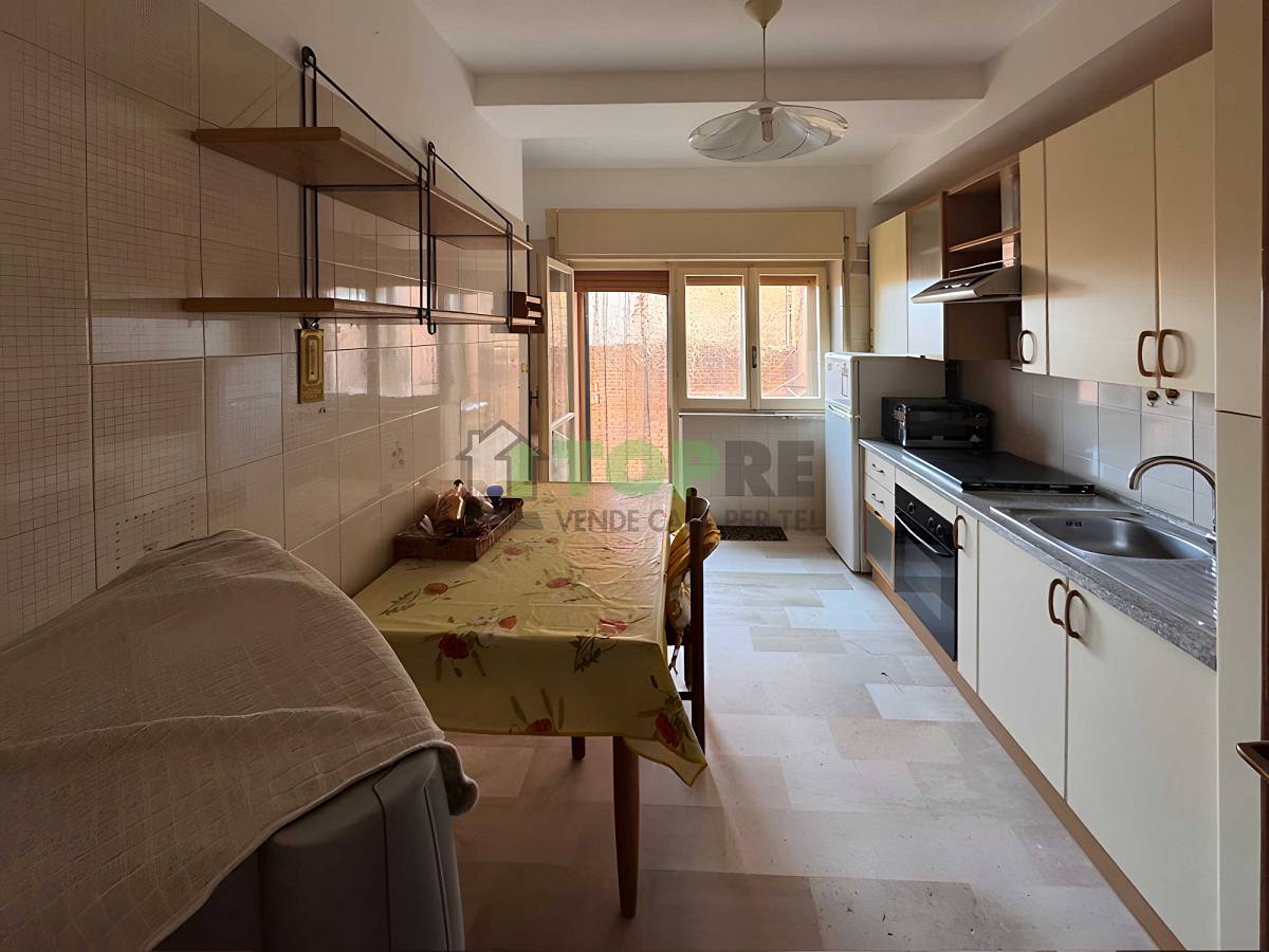 Apartment for sale in Via Madonna degli Angeli  in Mad. Angeli-Misericordia area at Chieti - 2353805 foto 4