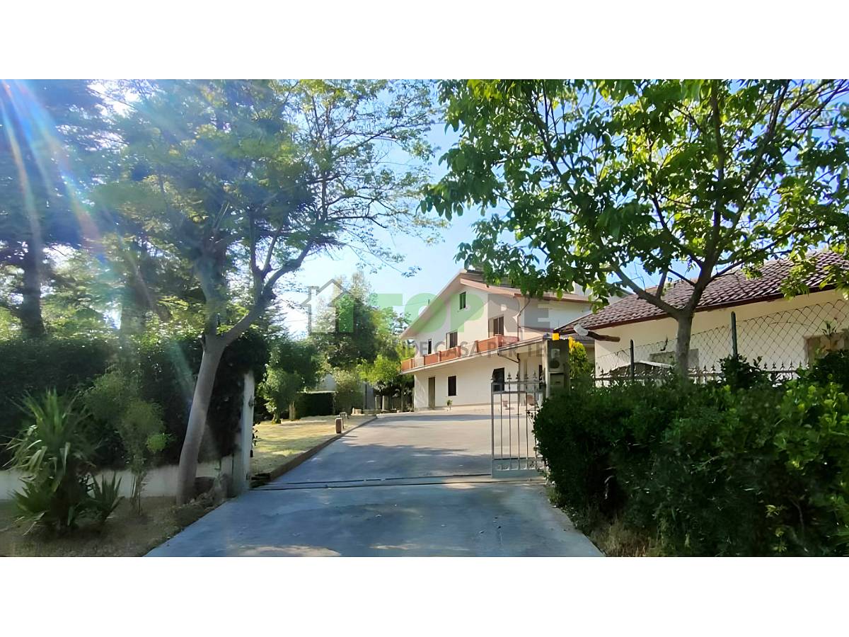 Villa in vendita in   a Alanno - 3193487 foto 10
