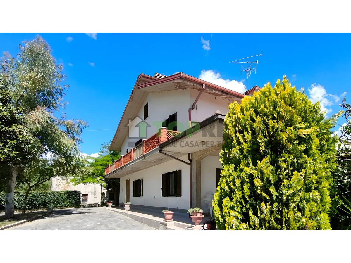 Villa in vendita in   a Alanno - 3193487 foto 12