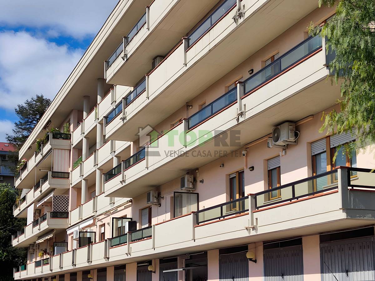 Appartamento in vendita in Via di Sotto zona Colli a Pescara - 534933 foto 2