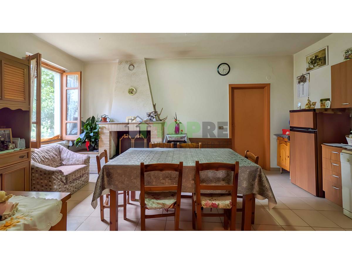 Casa indipendente in vendita in C/da Geremia 26 a Penne - 2859834 foto 12