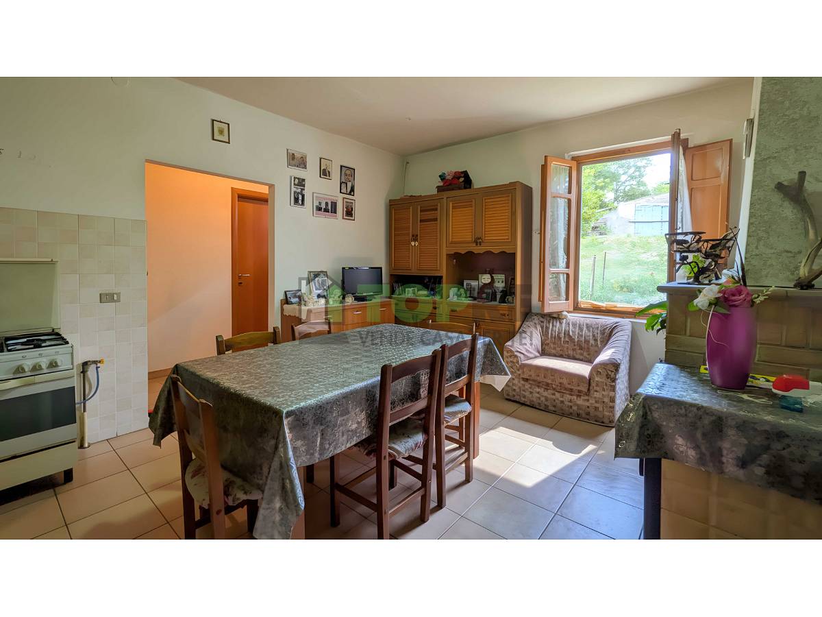 Indipendent house for sale in  C/da Geremia 26  at Penne - 2859834 foto 13