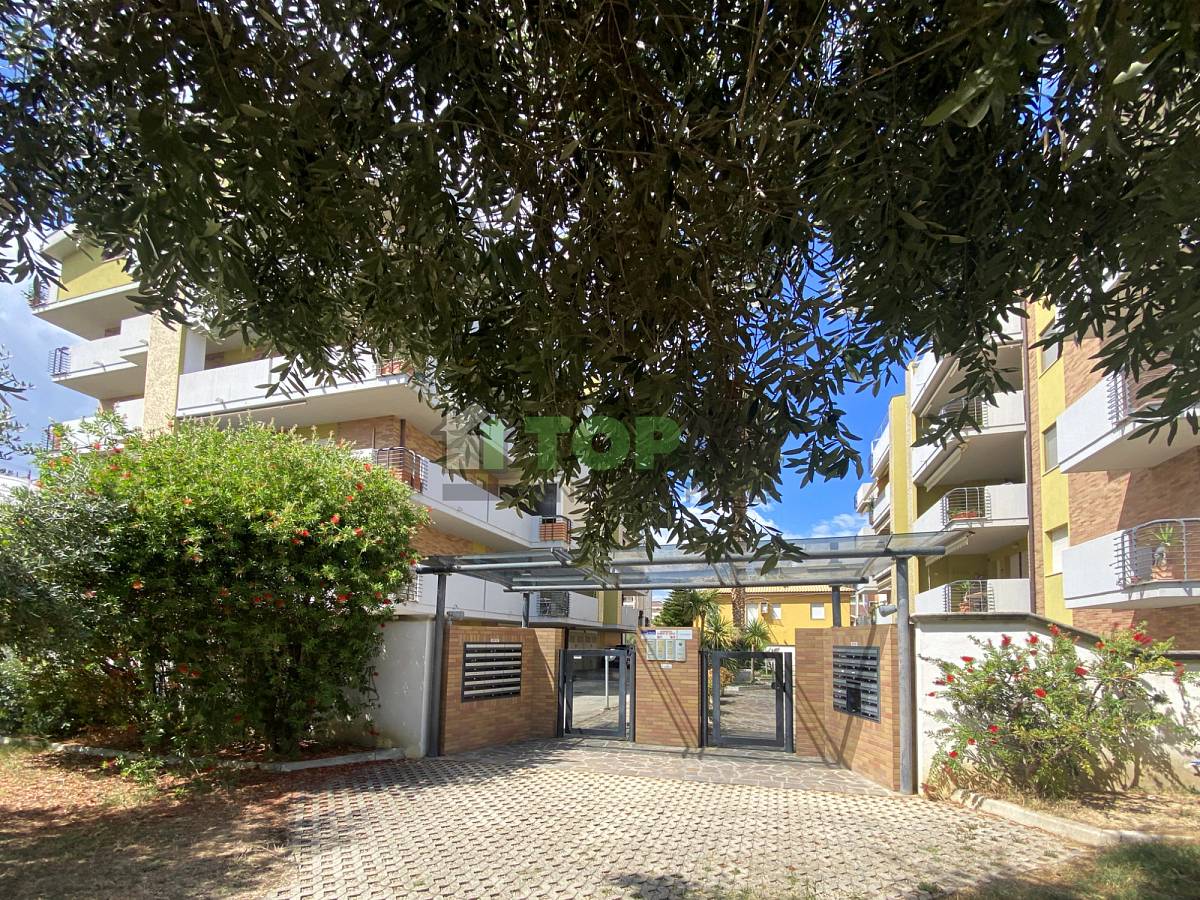Apartment for sale in   at Montesilvano - 2066174 foto 3