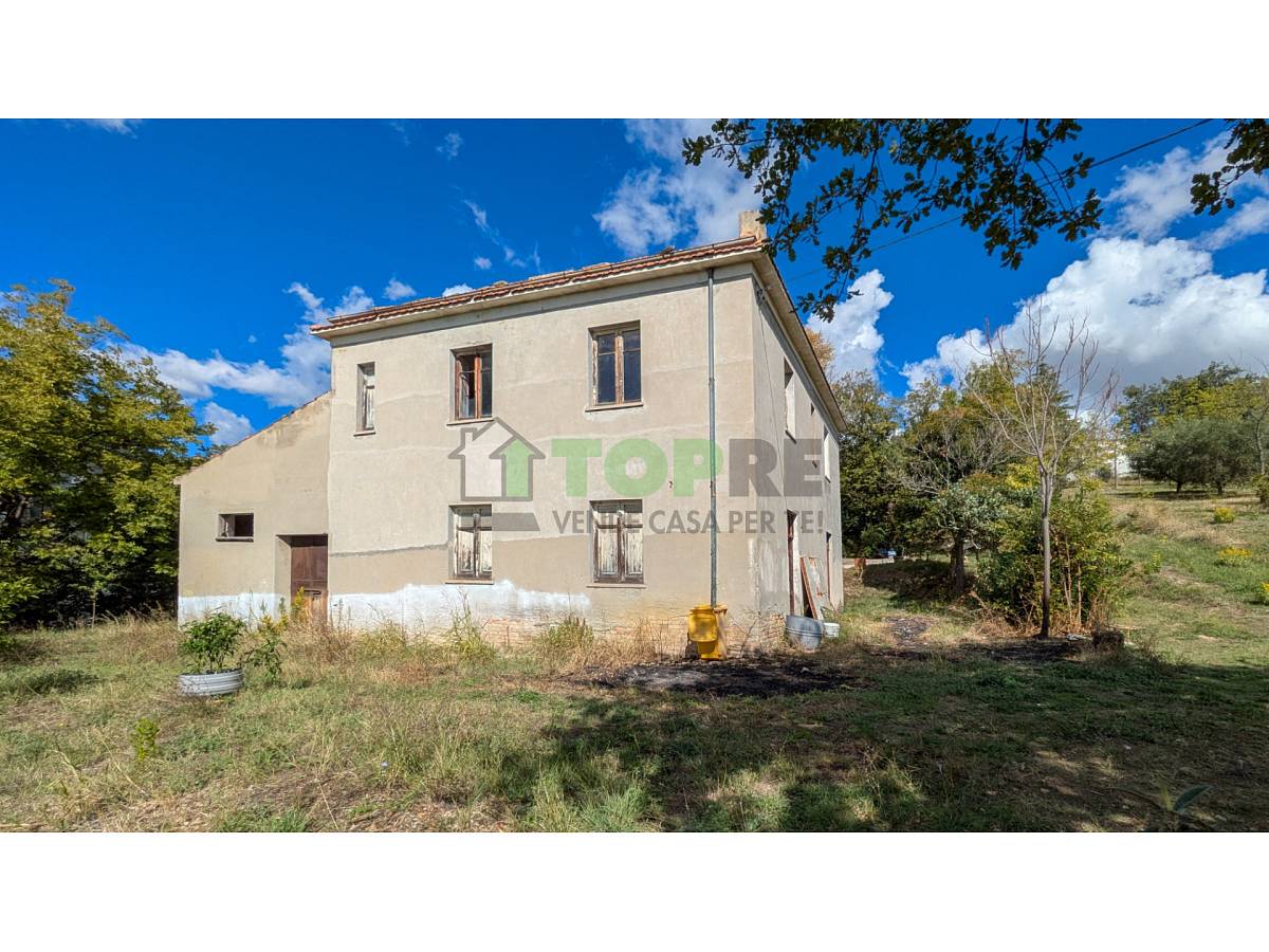 Indipendent house for sale in Via Agostini  in Filippone area at Chieti - 4003014 foto 1