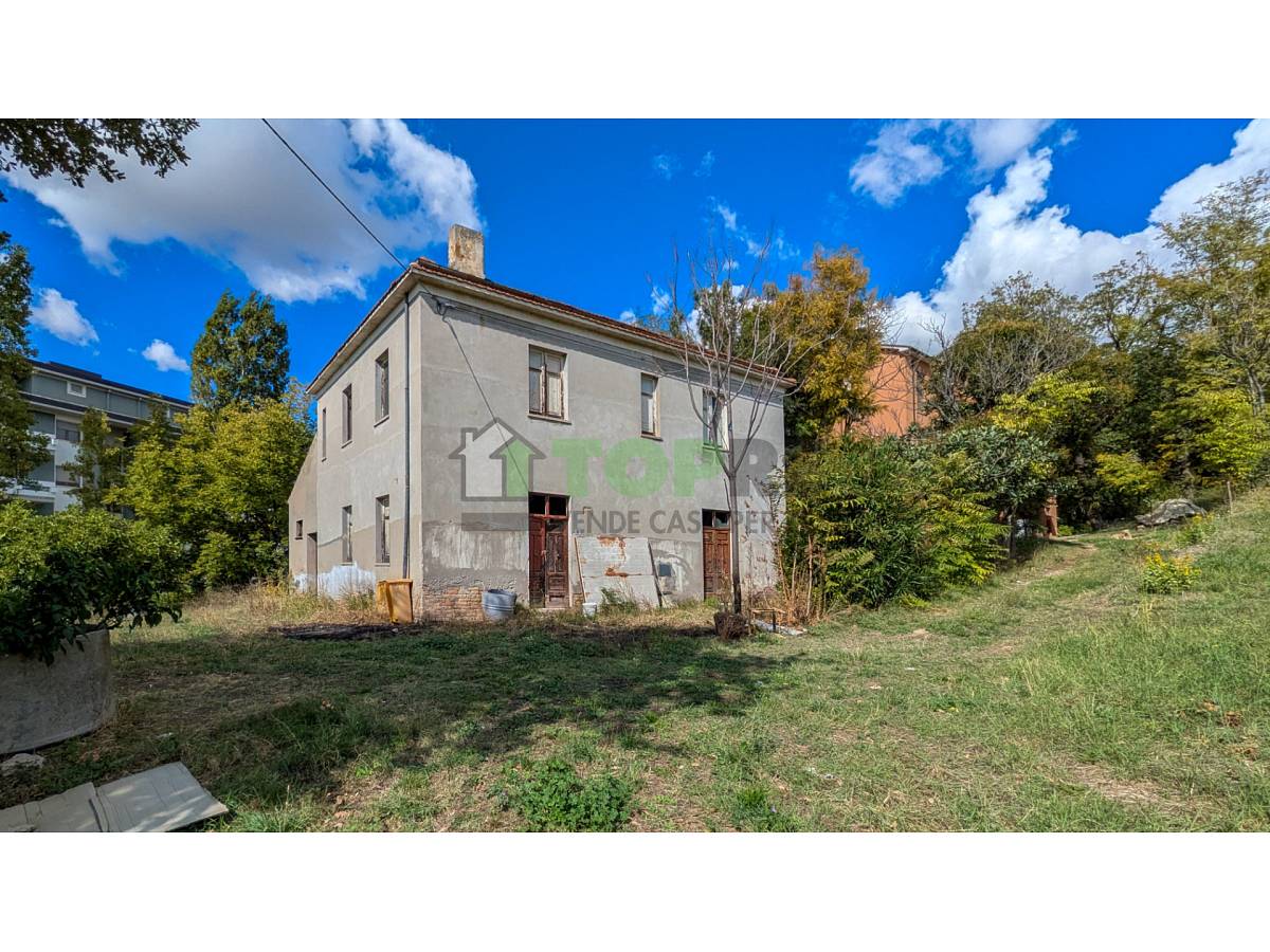 Indipendent house for sale in Via Agostini  in Filippone area at Chieti - 4003014 foto 3