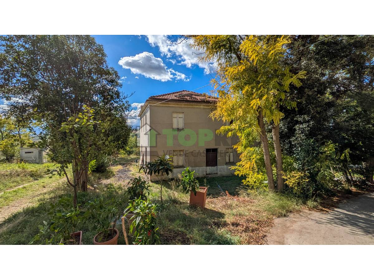 Indipendent house for sale in Via Agostini  in Filippone area at Chieti - 4003014 foto 9