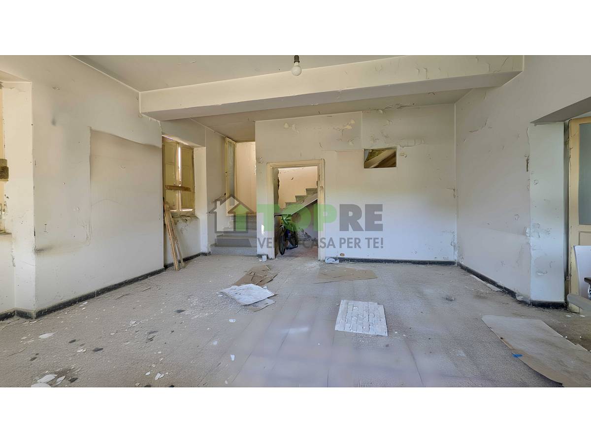 Indipendent house for sale in Via Agostini  in Filippone area at Chieti - 4003014 foto 12