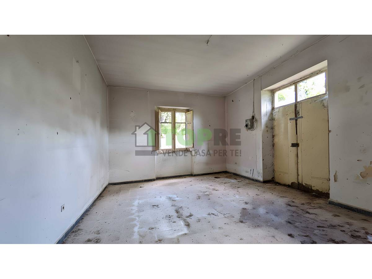 Indipendent house for sale in Via Agostini  in Filippone area at Chieti - 4003014 foto 13