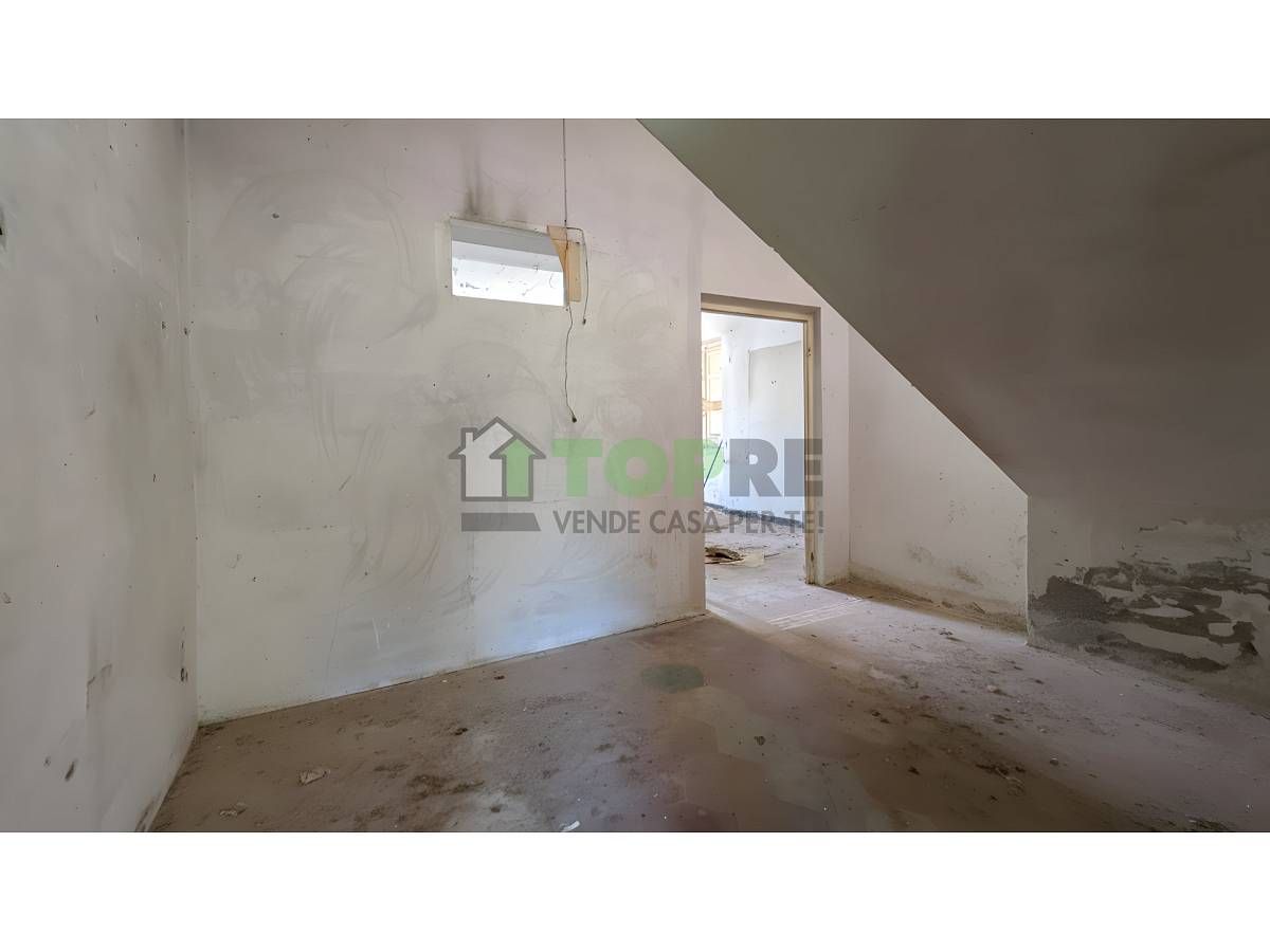 Indipendent house for sale in Via Agostini  in Filippone area at Chieti - 4003014 foto 14