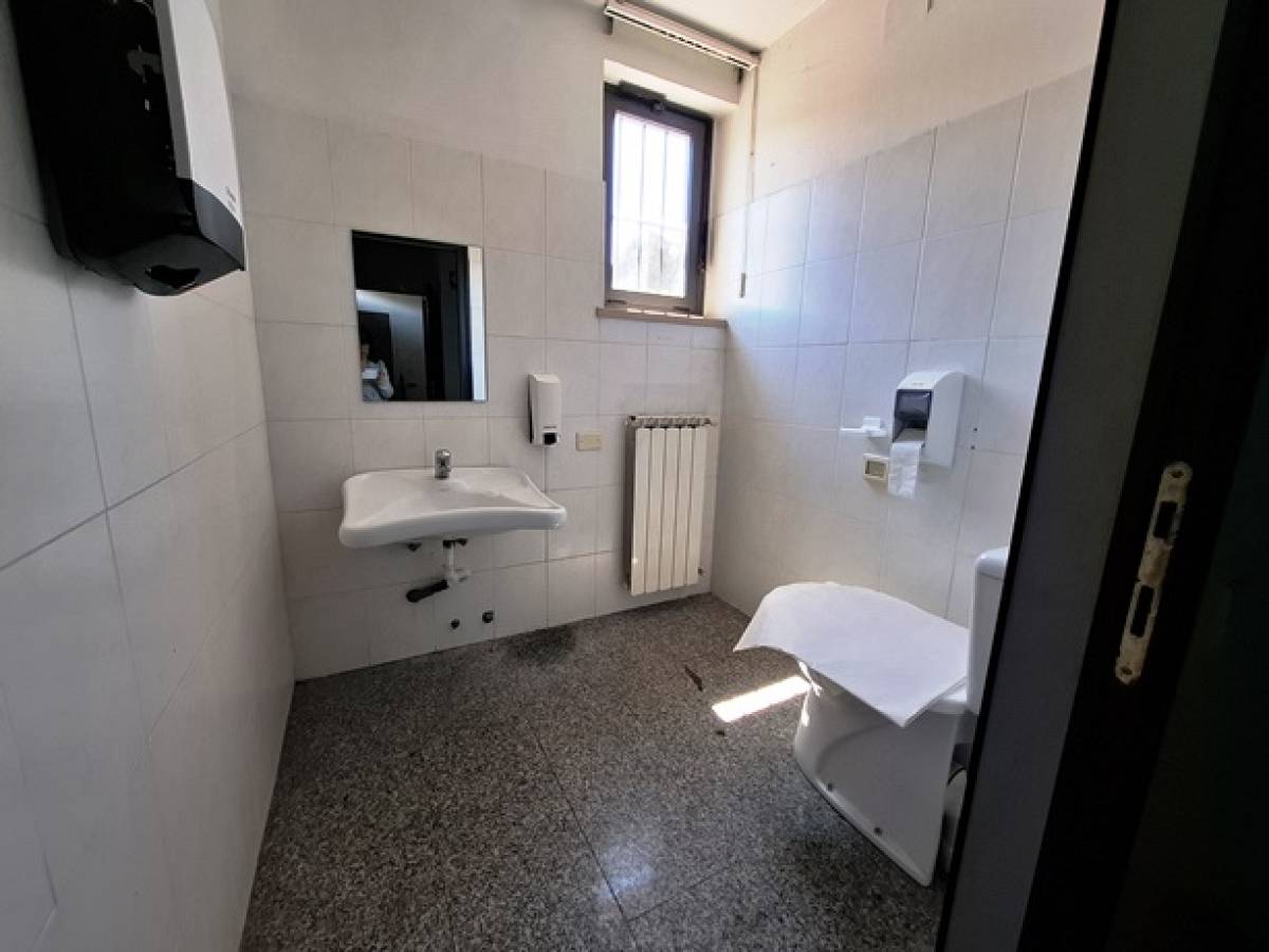 Negozio o Locale in vendita in  zona Centro Sud - Stadio a Pescara - 7712360 foto 15