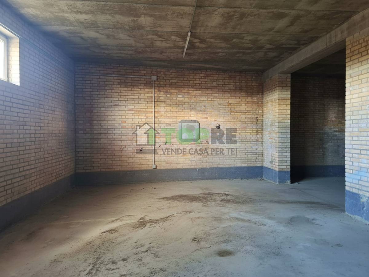 Warehouse for sale in   at Ripa Teatina - 7085503 foto 7