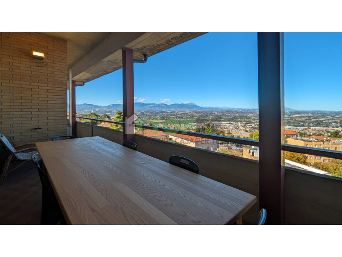 Penthouse for sale in Via Santarelli  in Mad. Angeli-Misericordia area at Chieti - 9953683 foto 13