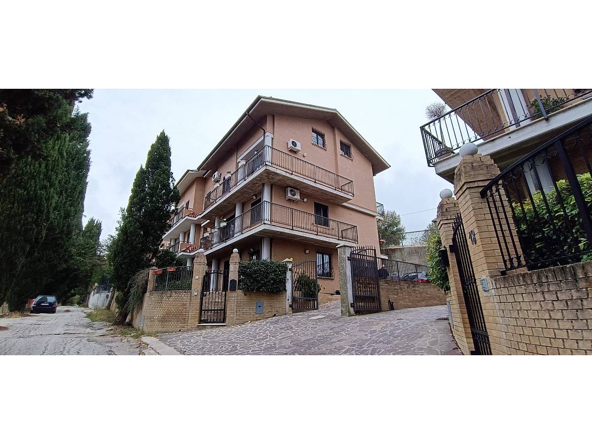 Two family house for sale in Via Coppelli 5  at Casalincontrada - 6648177 foto 1