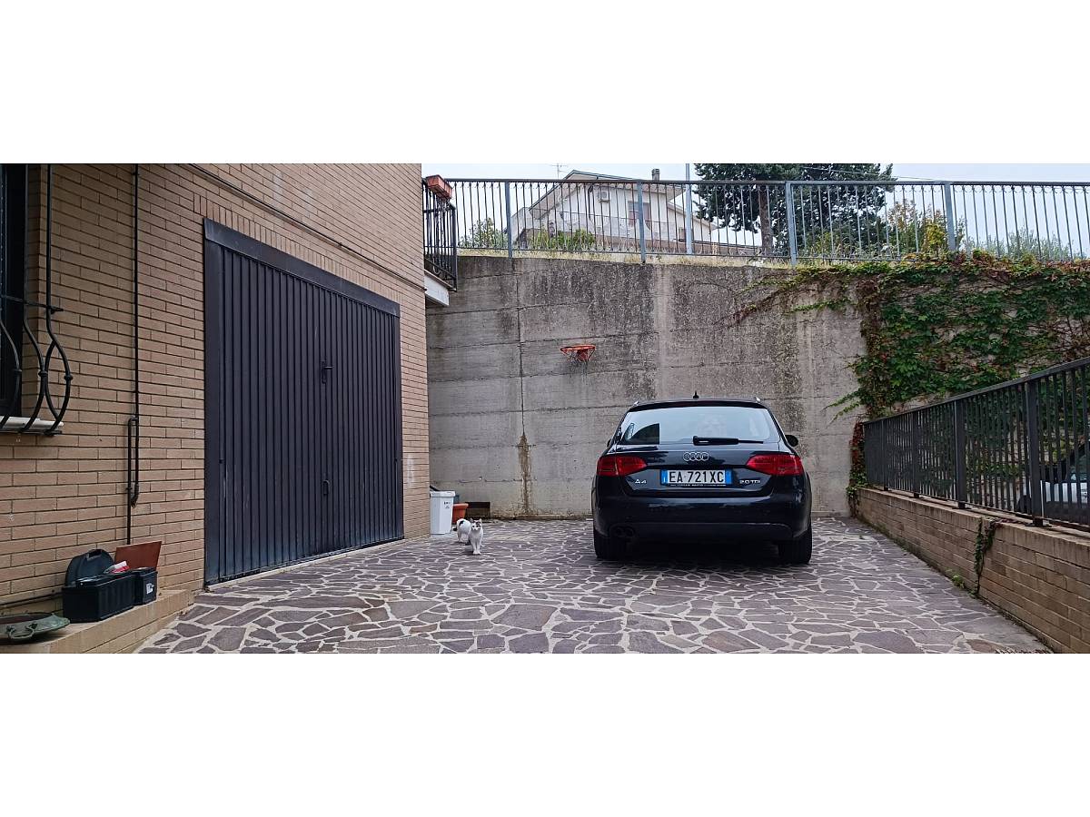 Two family house for sale in Via Coppelli 5  at Casalincontrada - 6648177 foto 2