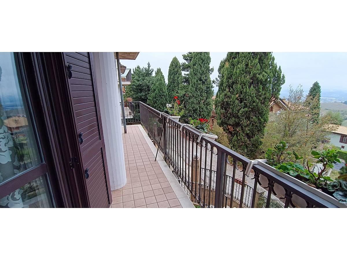 Two family house for sale in Via Coppelli 5  at Casalincontrada - 6648177 foto 14