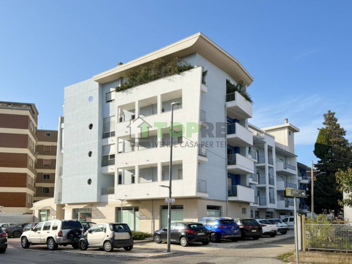  for sale in Via Sulmona  in Scalo Stazione-Centro area at Chieti - 9631965 foto 2