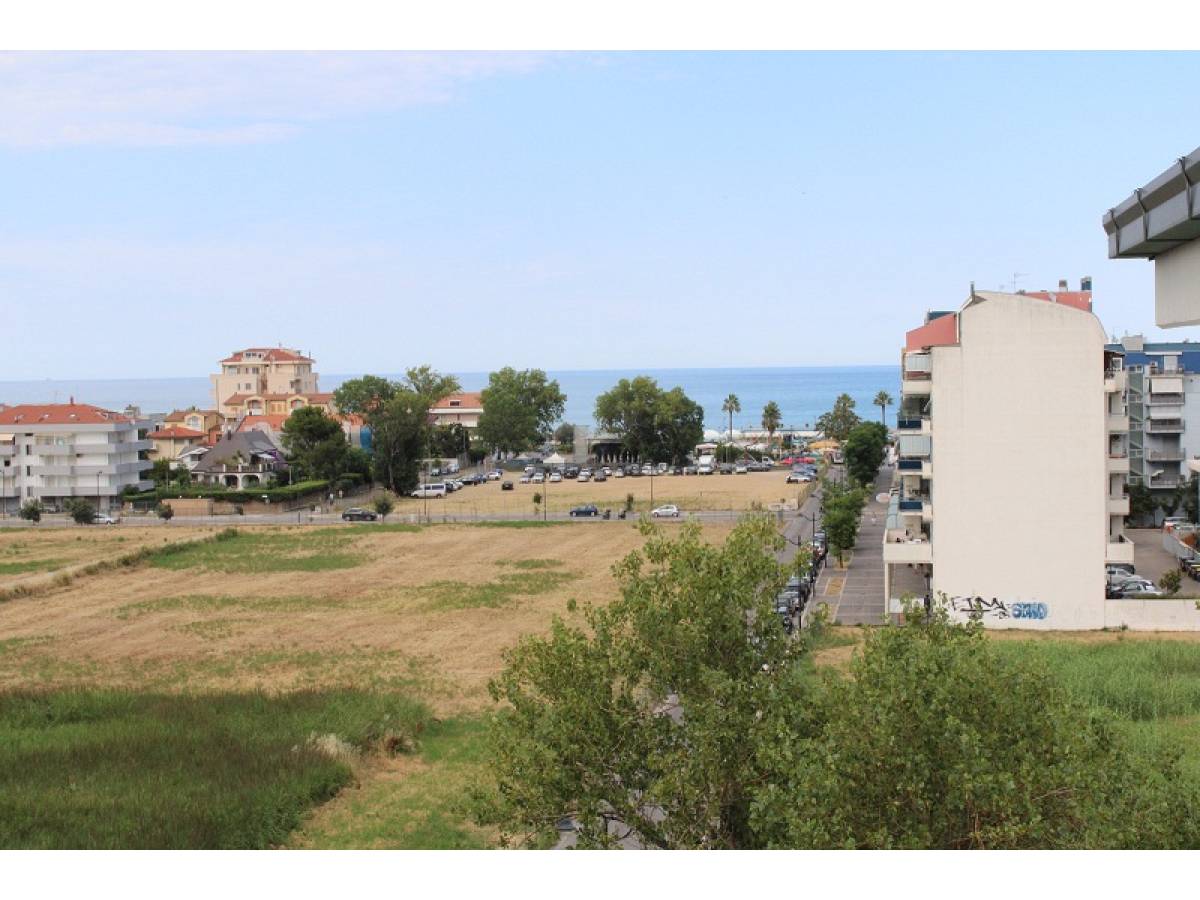Penthouse for sale in Corso Strasburgo, 19, 65015 Montesilvano  in Marina area at Montesilvano - 828582 foto 14