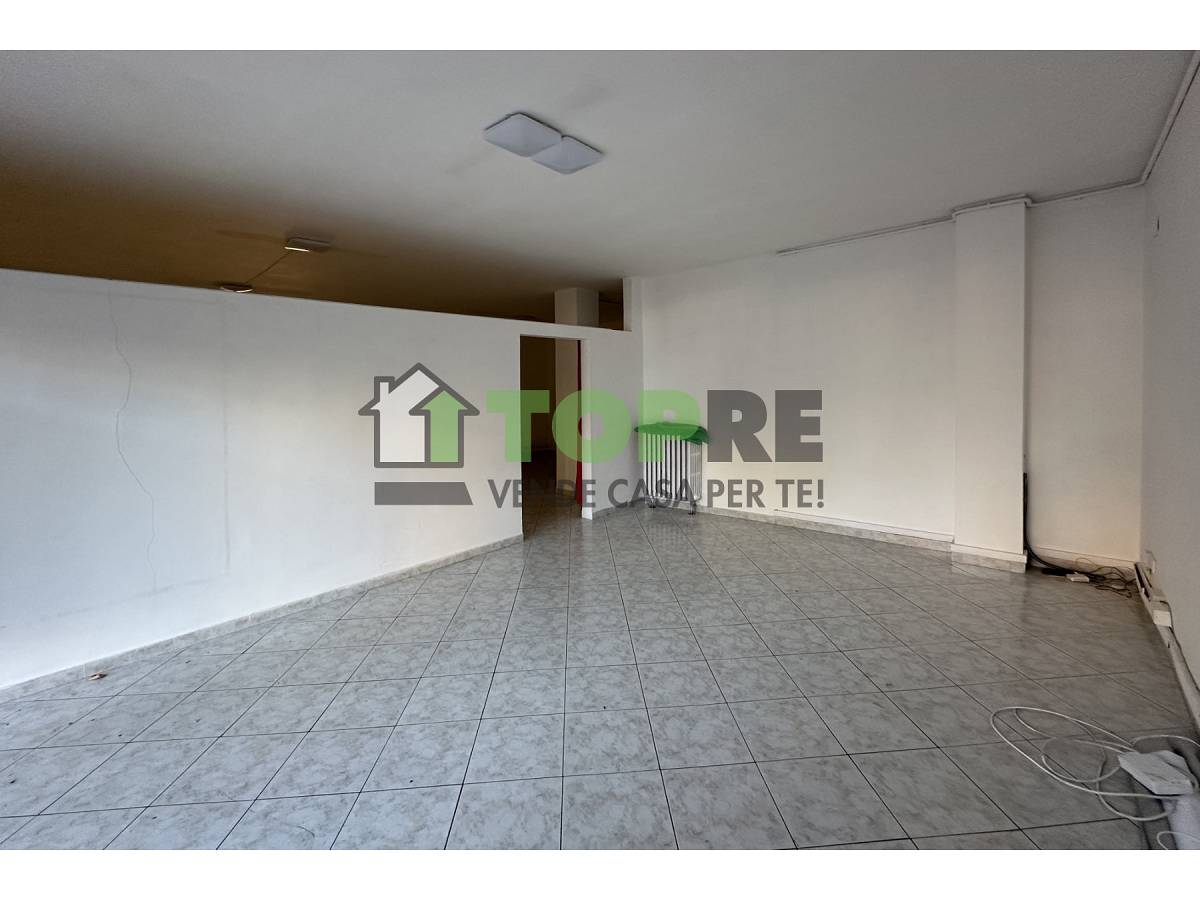 Negozio o Locale in vendita in Via Bellini zona Scalo Stazione-Centro a Chieti - 3982138 foto 4