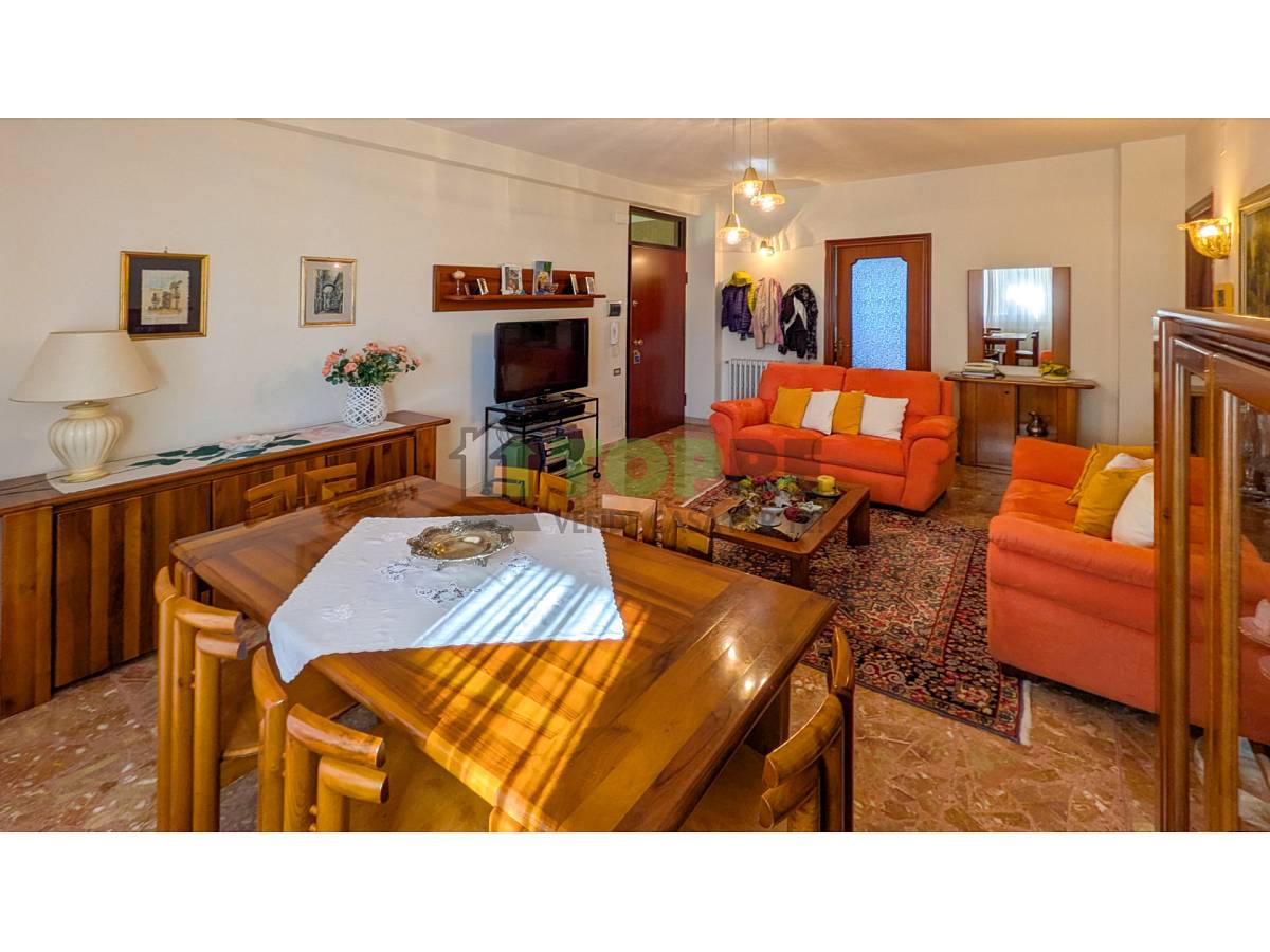 Apartment for sale in Via Santa Chiara  at Bucchianico - 7938007 foto 7