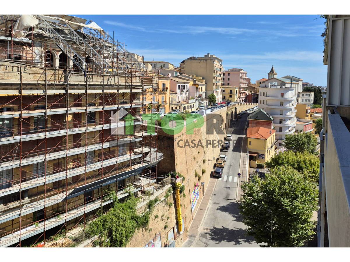 Apartment for sale in Viale Amendola  in Clinica Spatocco - Ex Pediatrico area at Chieti - 6422314 foto 12