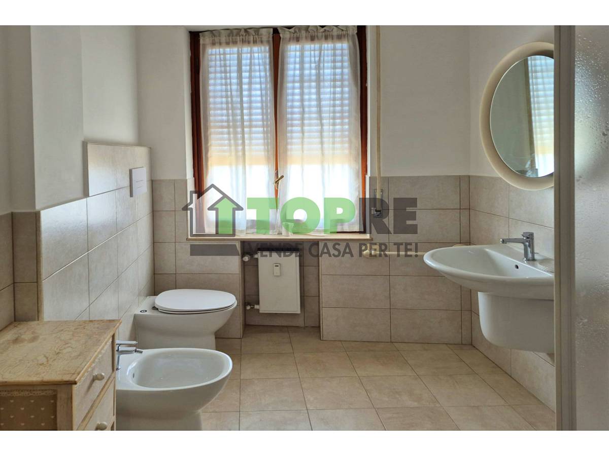 Apartment for sale in Viale Amendola  in Clinica Spatocco - Ex Pediatrico area at Chieti - 6422314 foto 25