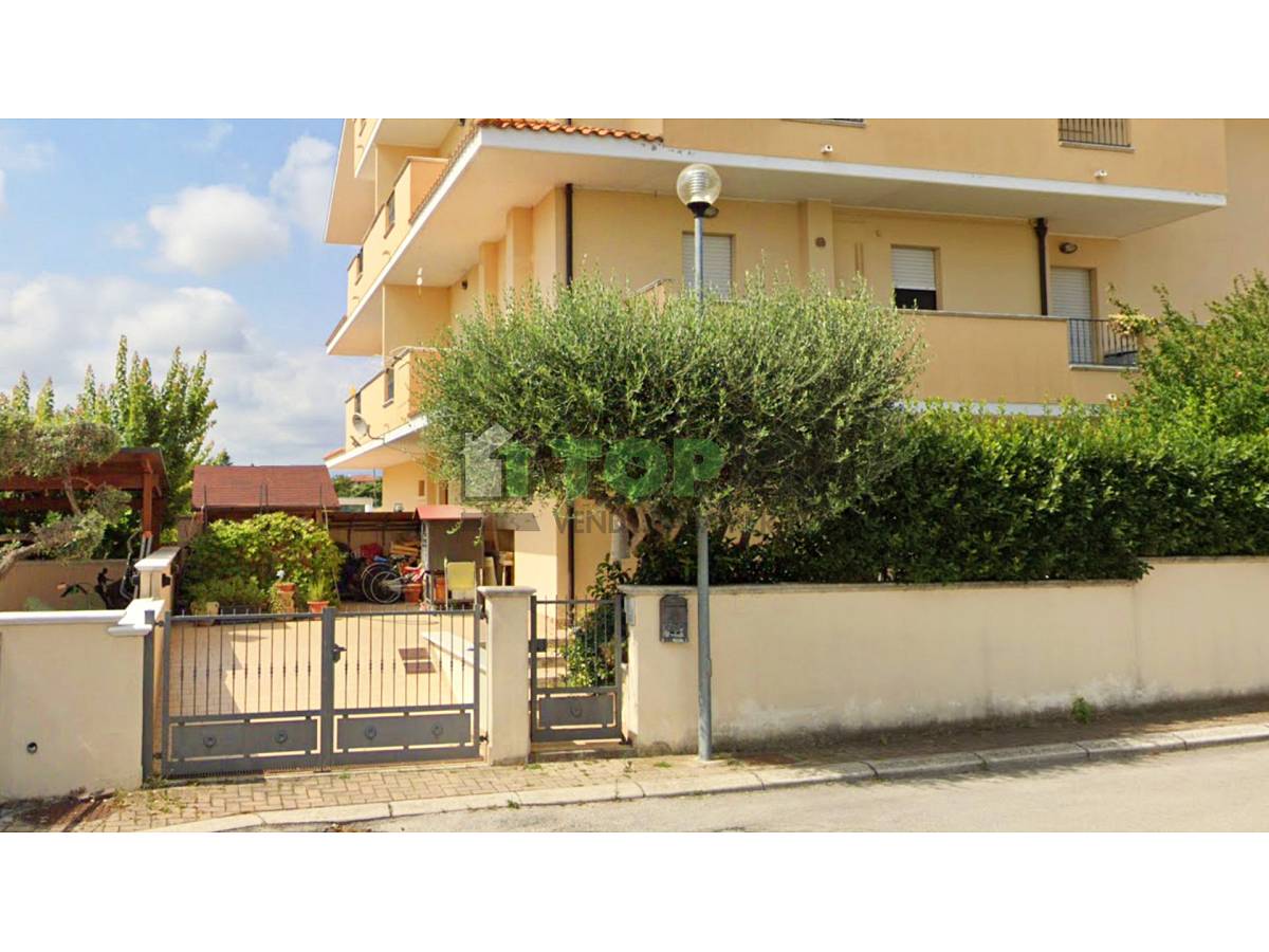 Appartamento in vendita in Via delle Betulle  a Rosciano - 7064517 foto 1