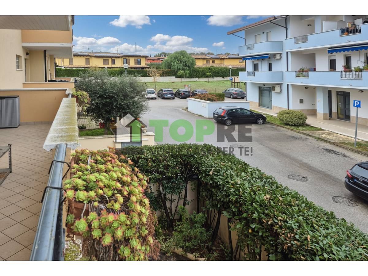 Apartment for sale in Via delle Betulle  at Rosciano - 7064517 foto 9