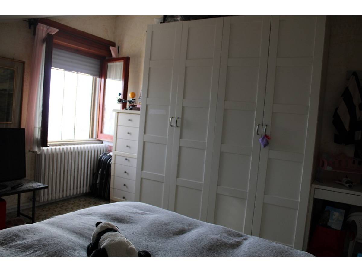 Mansard for sale in Via santa Maria in Piano  at Loreto Aprutino - 6585067 foto 11