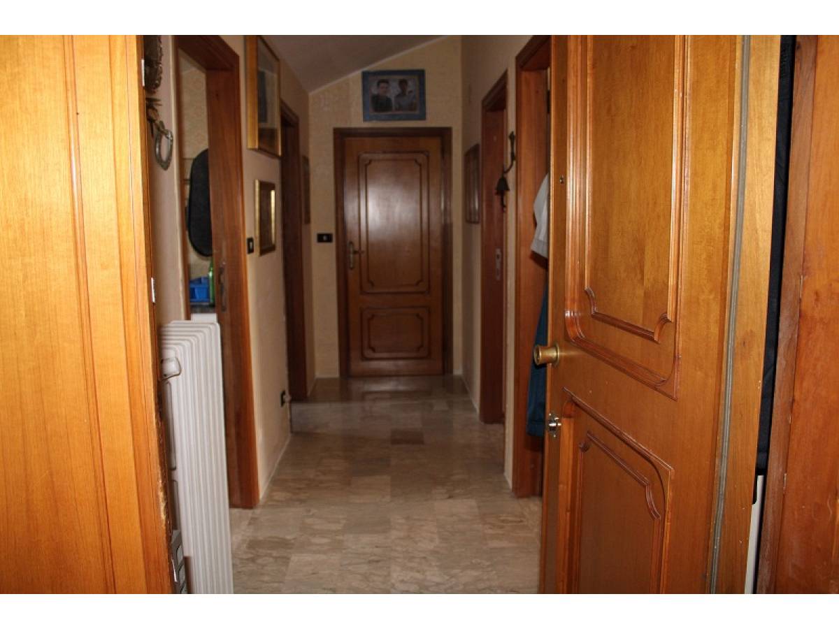 Mansard for sale in Via santa Maria in Piano  at Loreto Aprutino - 6585067 foto 14