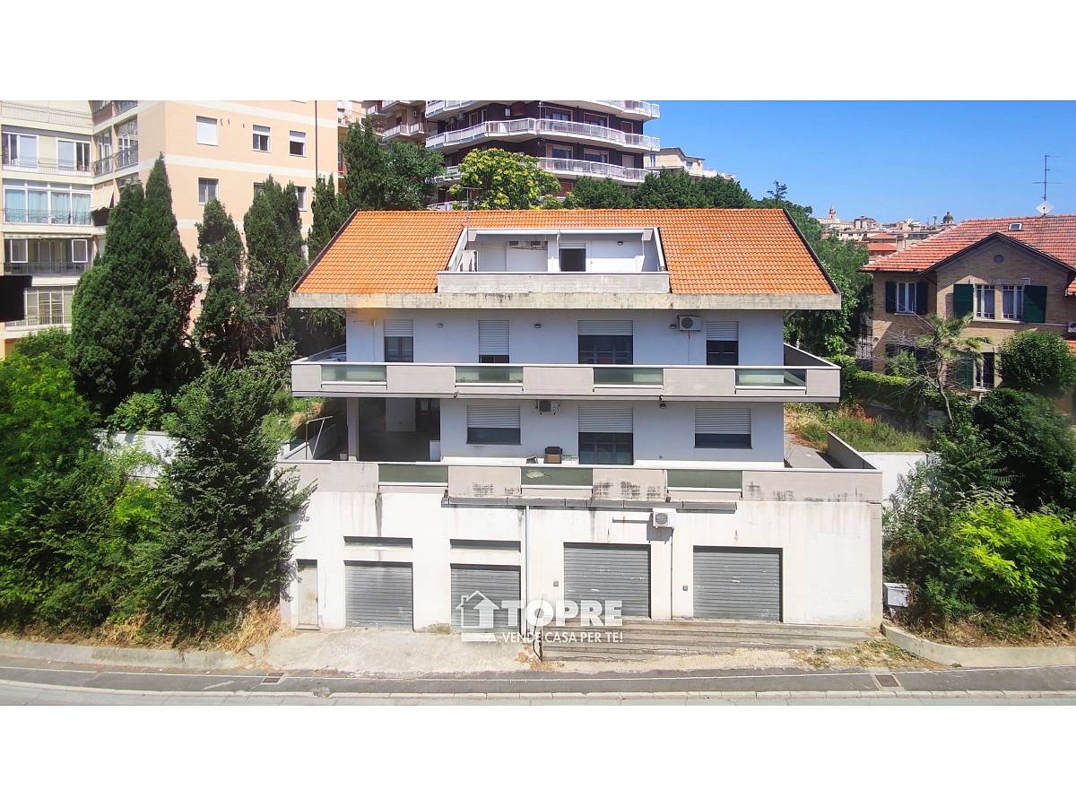 Villa in vendita in Viale Europa zona Villa - Borgo Marfisi a Chieti - 7135931 foto 2