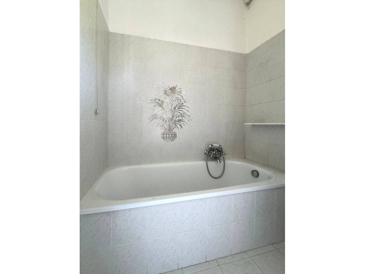 Apartment for sale in Via E. Bruno  in Clinica Spatocco - Ex Pediatrico area at Chieti - 8329006 foto 13