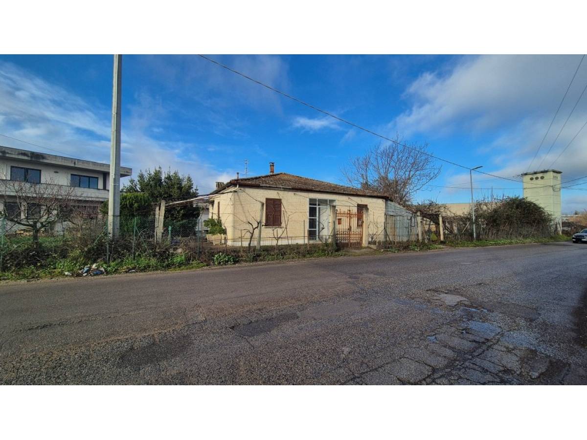 Indipendent house for sale in via aterno  in Dragonara area at San Giovanni Teatino - 4768983 foto 2