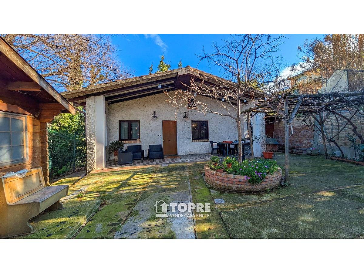 Indipendent house for sale in Via Masci in Centro Levante area at Chieti - 7255008 foto 1