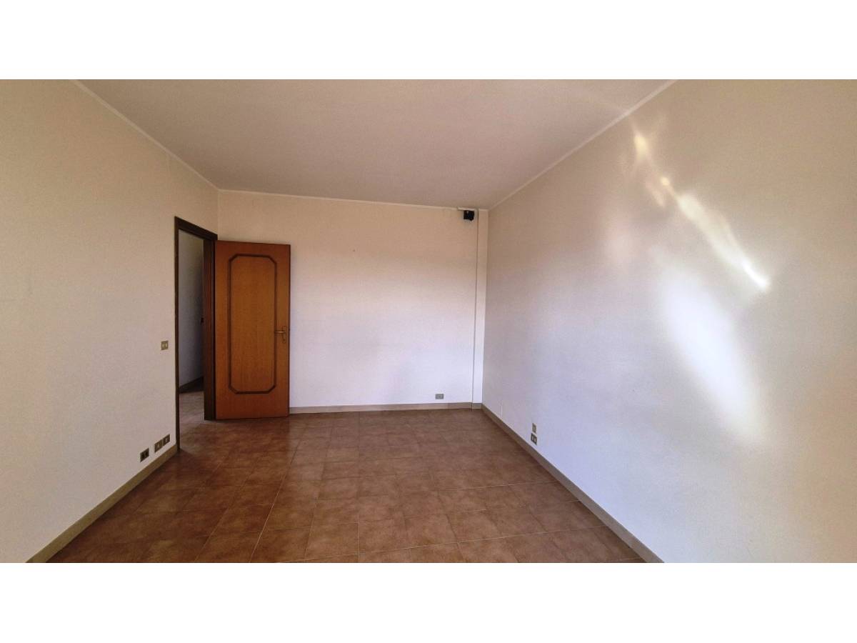 Casa indipendente in vendita in strada villaggio del fanciullo zona Tricalle a Chieti - 2303413 foto 12