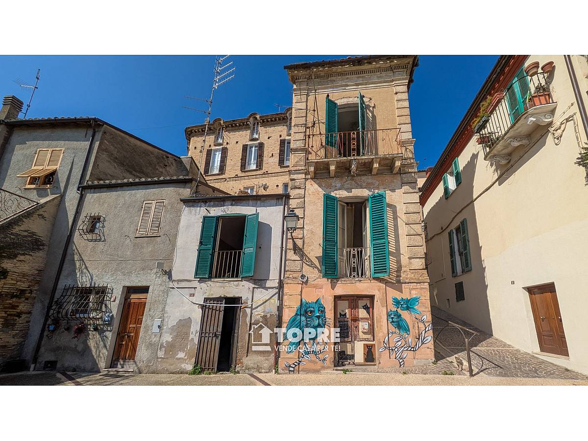 Indipendent house for sale in   in C.so Marrucino - Civitella area at Chieti - 8191287 foto 1