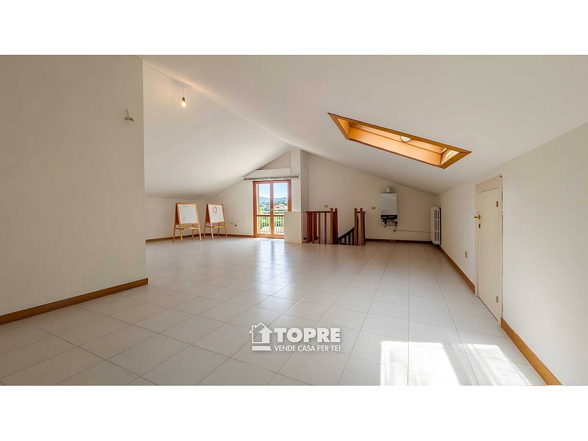 Casa indipendente in vendita in Strada Colle Marconi zona Colle Marconi a Chieti - 3247524 foto 26
