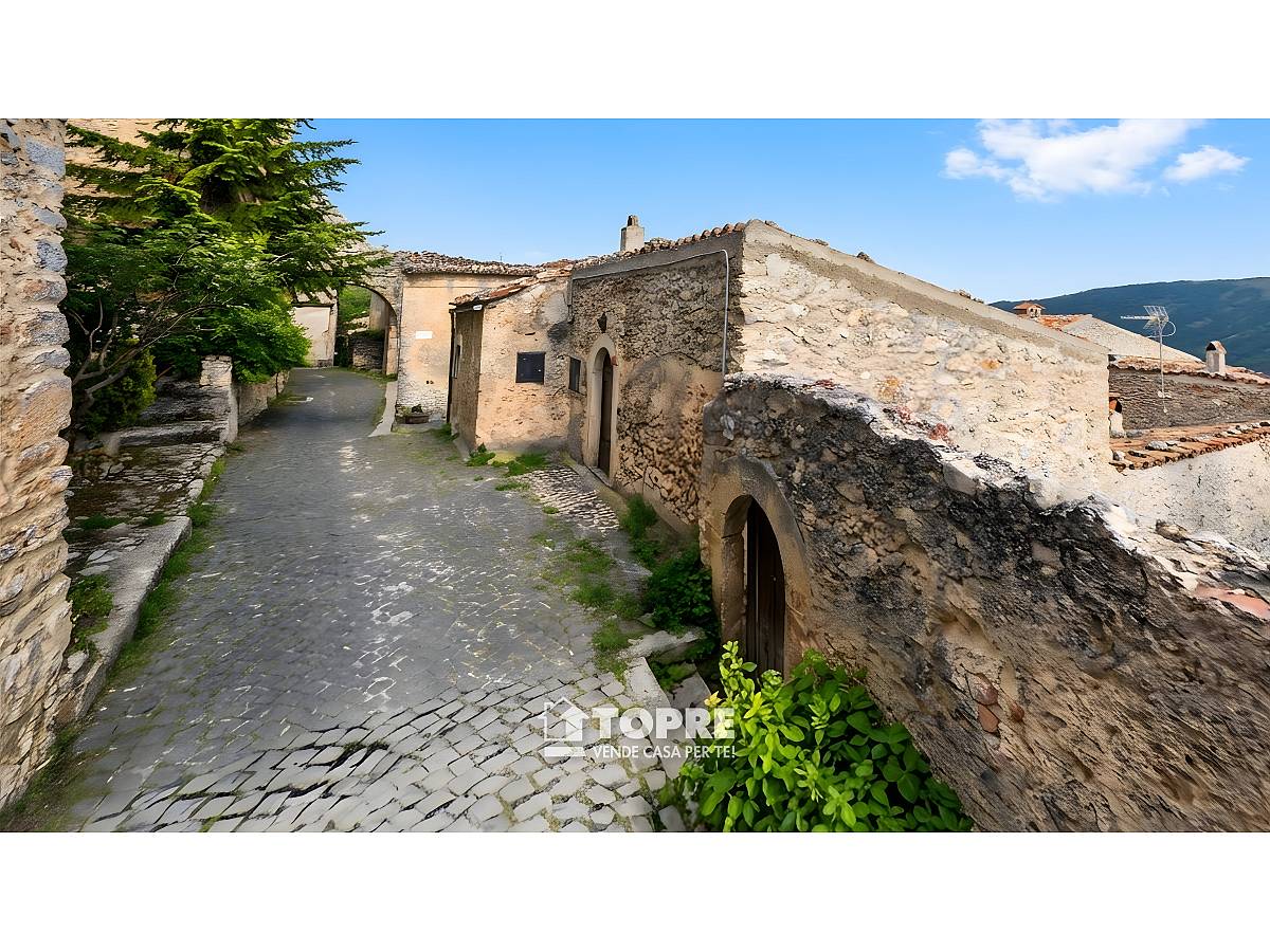 Indipendent house for sale in Via Battisti at Santo Stefano di Sessanio - 3122518 foto 5