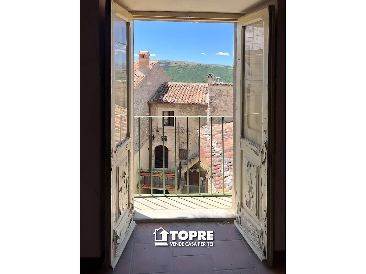 Indipendent house for sale in Via Battisti at Santo Stefano di Sessanio - 3122518 foto 14