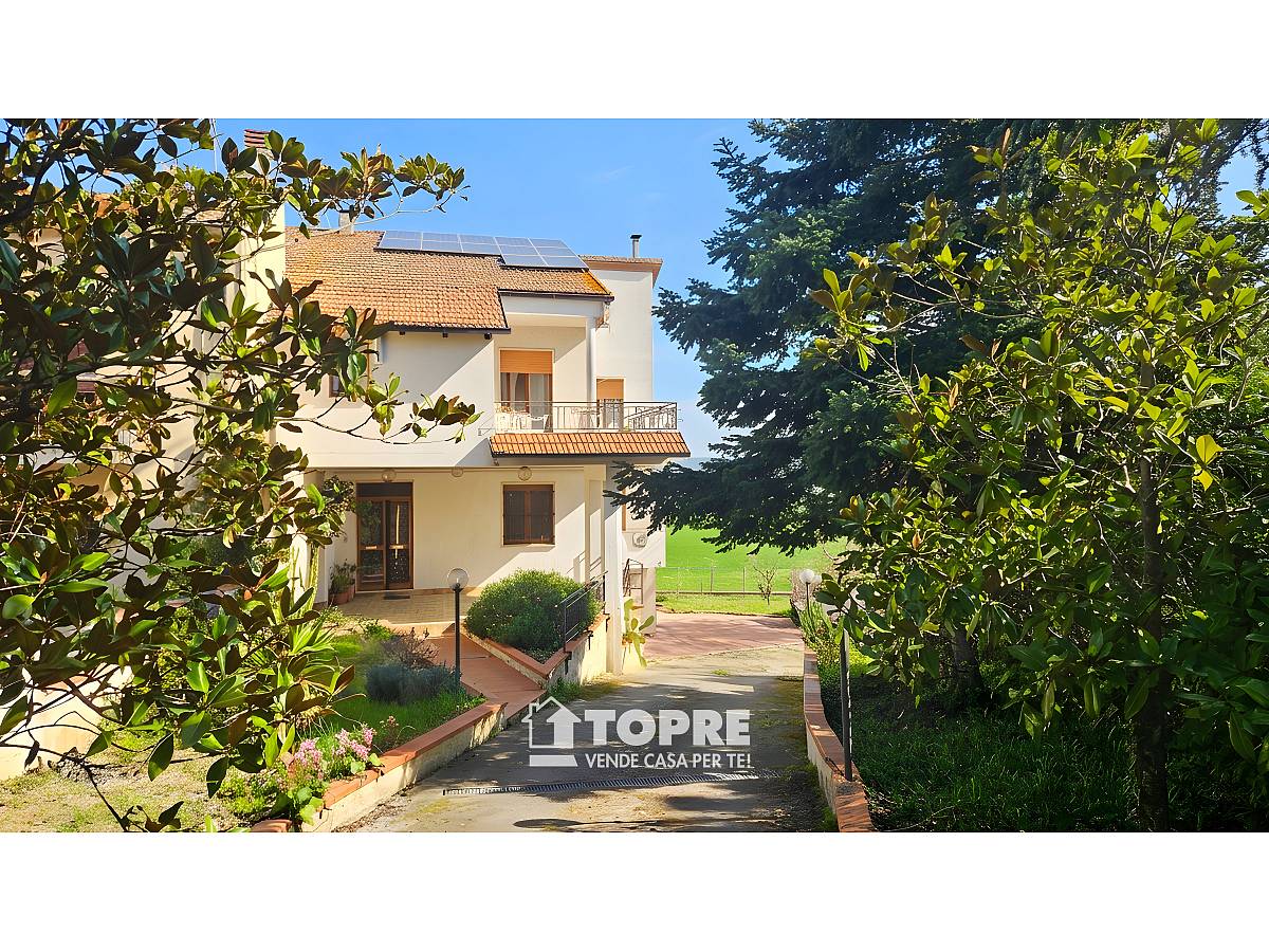 Indipendent house for sale in in S. Anna - Sacro Cuore area at Chieti - 4366997 foto 1