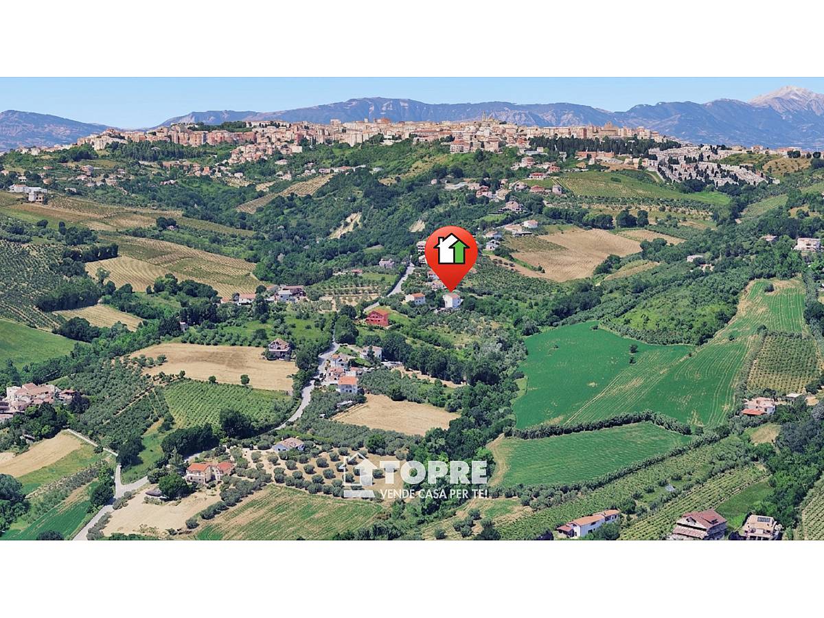 Casa indipendente in vendita in zona S. Anna - Sacro Cuore a Chieti - 4366997 foto 2