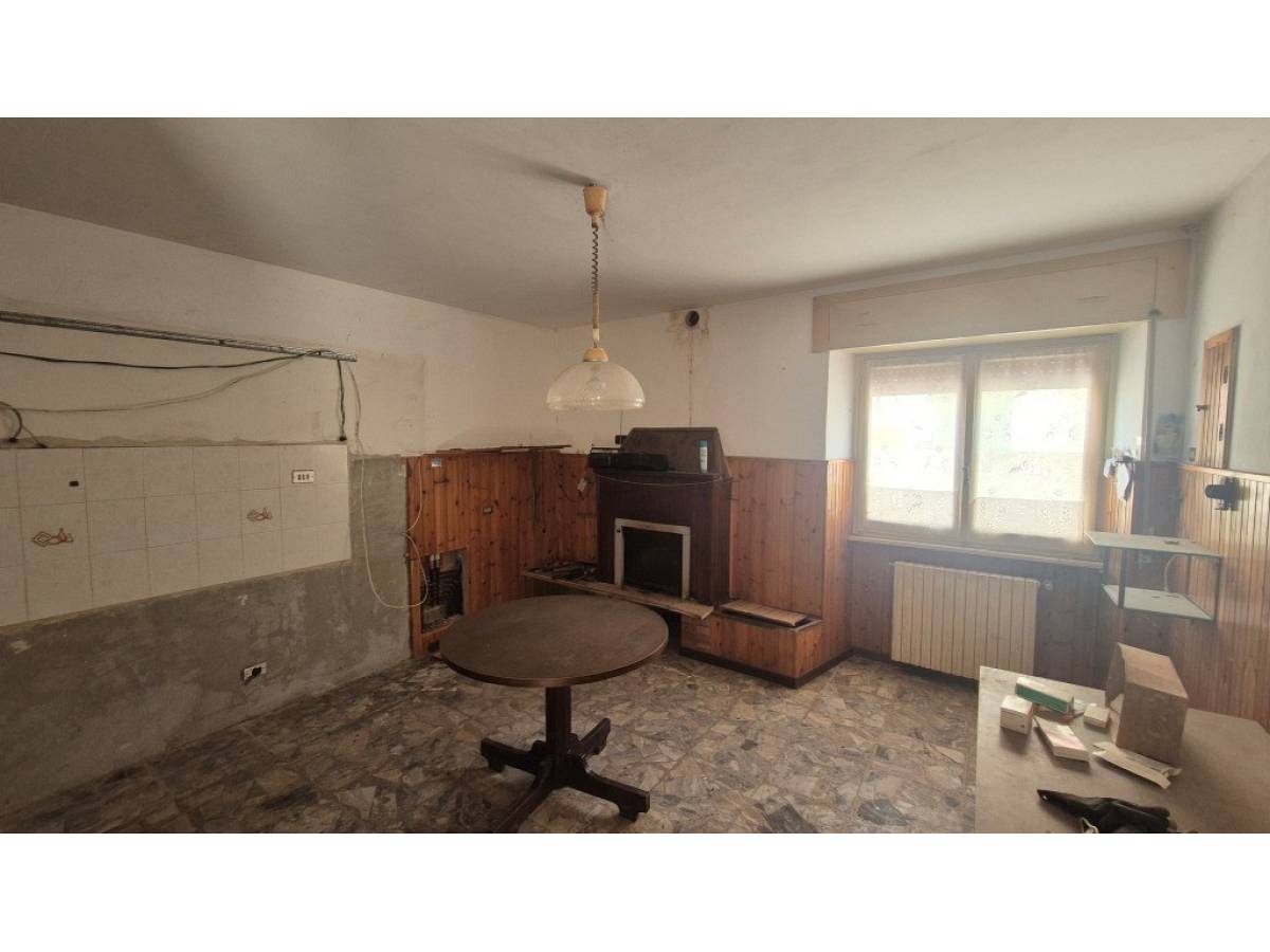 Indipendent house for sale in via case nuove at Rapino - 8879306 foto 6