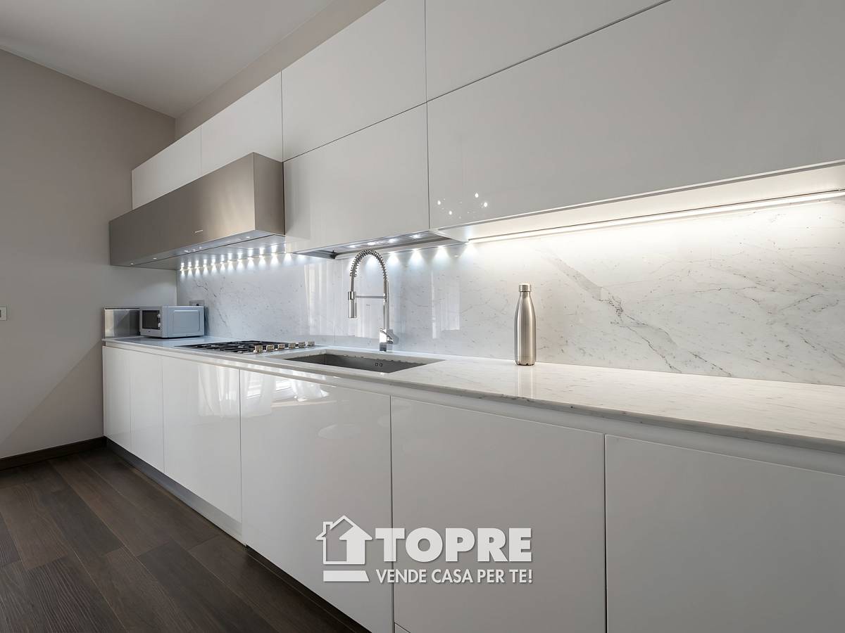 Apartment for sale in Via F. Salomone in Zona Piazza Matteotti area at Chieti - 1135993 foto 2