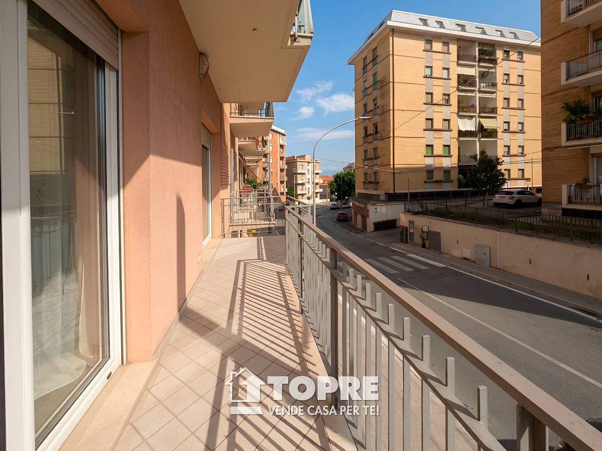 Appartamento in vendita in Via F. Salomone zona Zona Piazza Matteotti a Chieti - 1135993 foto 8