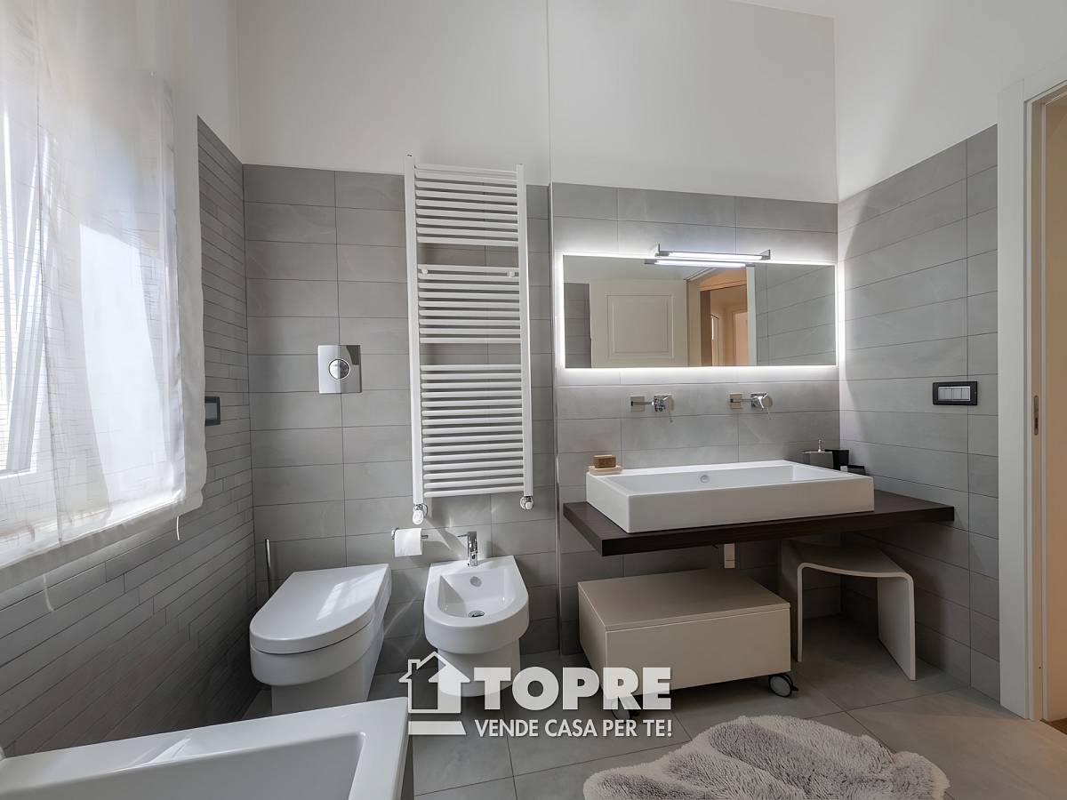 Apartment for sale in Via F. Salomone in Zona Piazza Matteotti area at Chieti - 1135993 foto 19