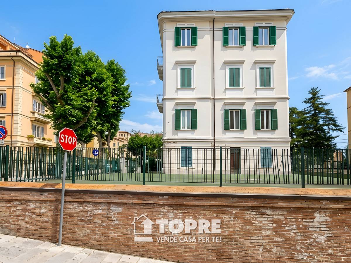 Apartment for sale in Viale Amendola in Clinica Spatocco - Ex Pediatrico area at Chieti - 6410156 foto 2